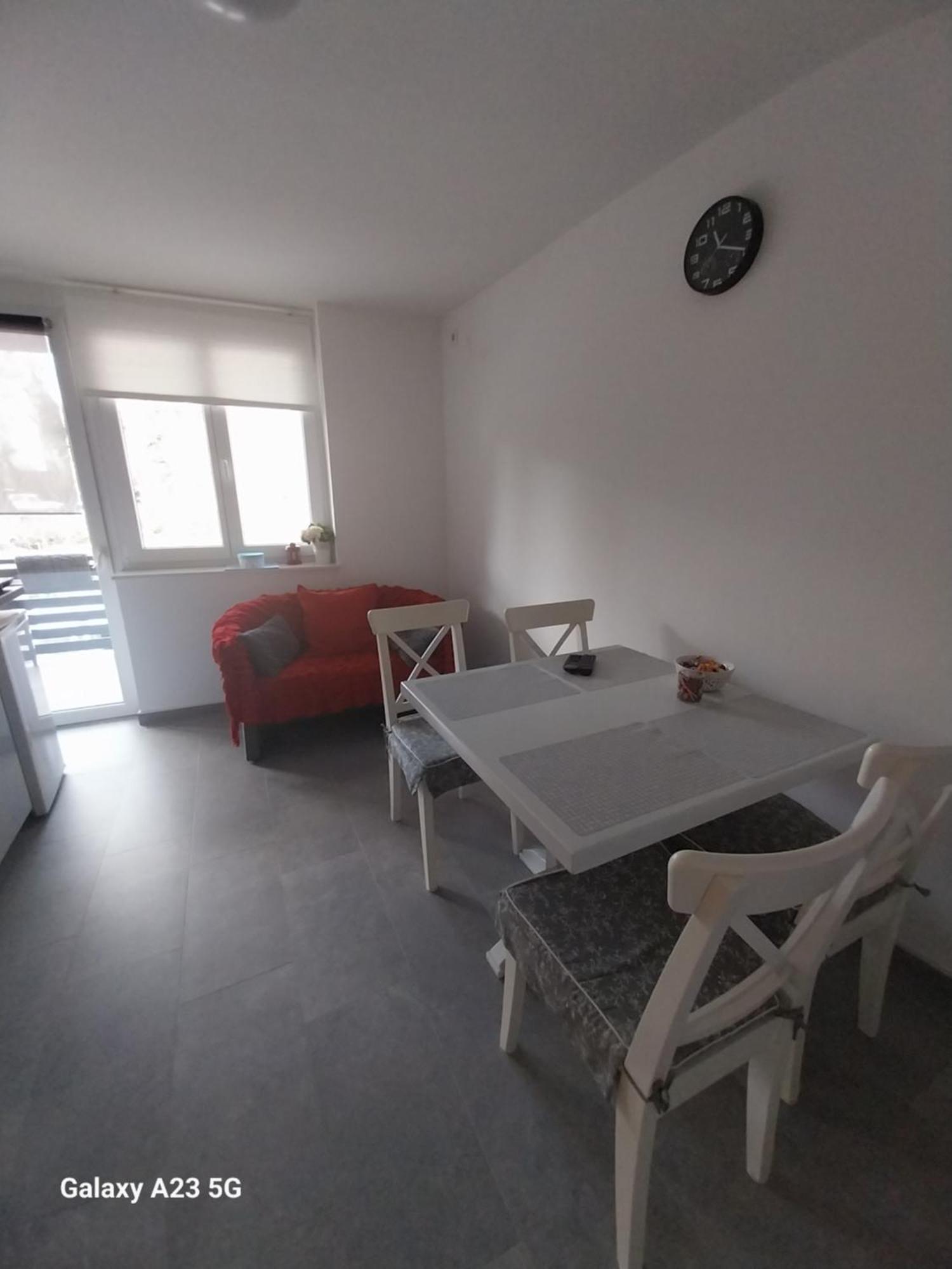 Apartman Bloom Osijek Buitenkant foto