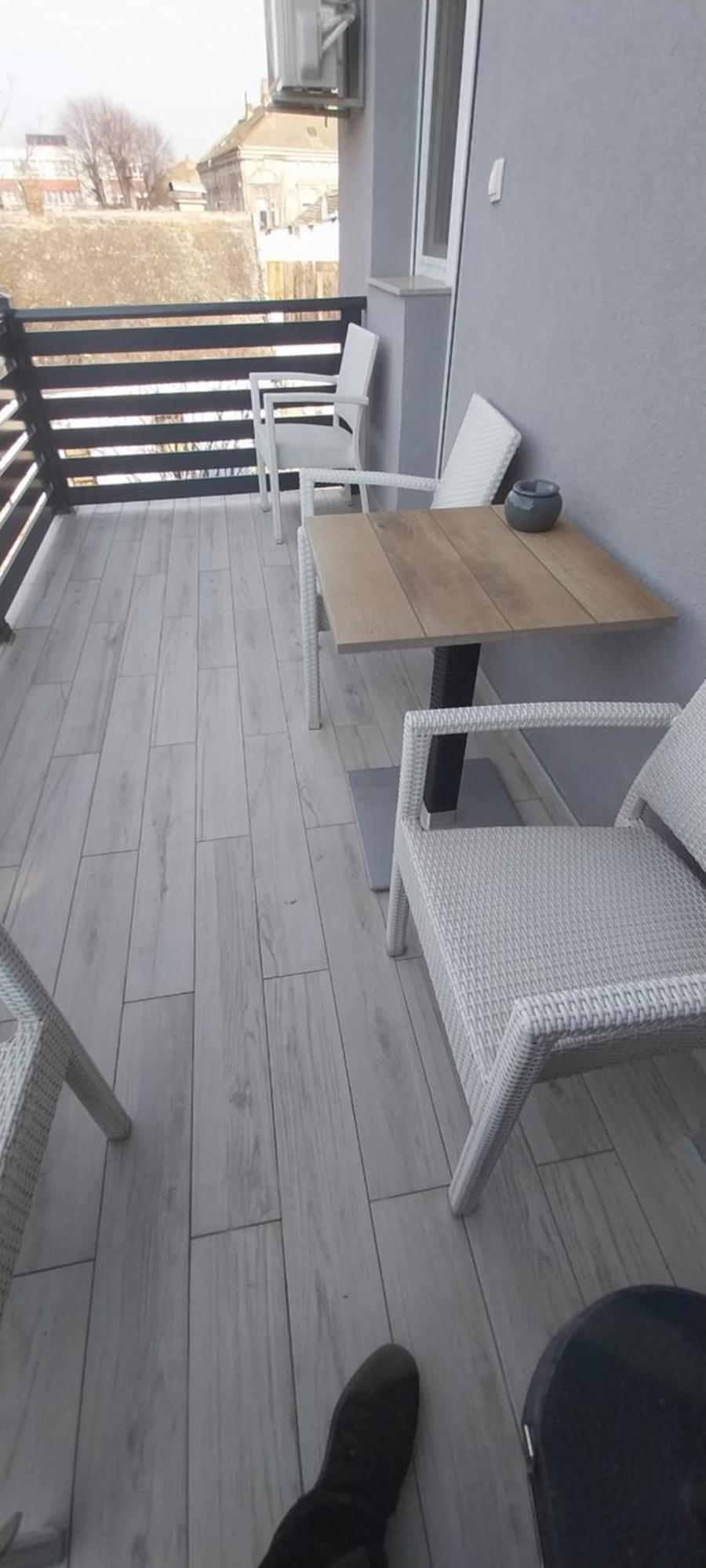 Apartman Bloom Osijek Buitenkant foto
