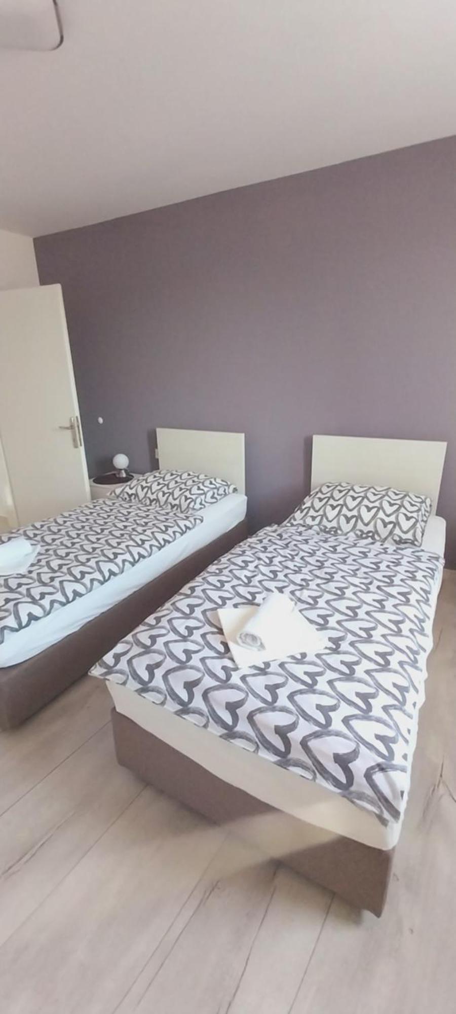 Apartman Bloom Osijek Buitenkant foto